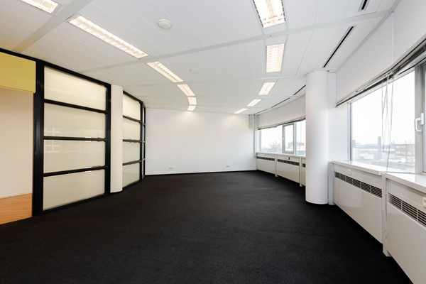 Medium property photo - Marconiplein 17, 3025 AV Rotterdam